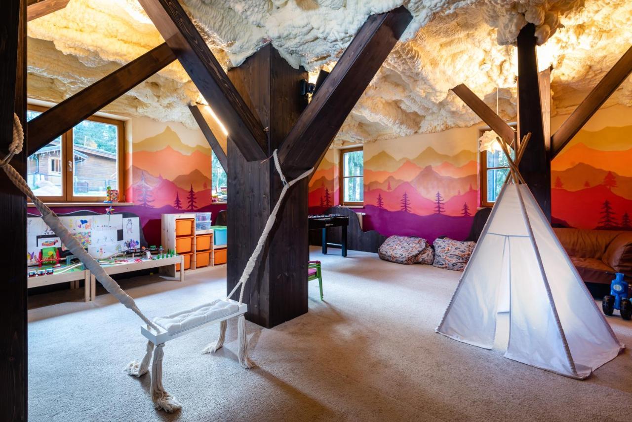 Hotel Bjoernson Jasna & Bjoernson Tree Houses Демановска Долина Екстериор снимка