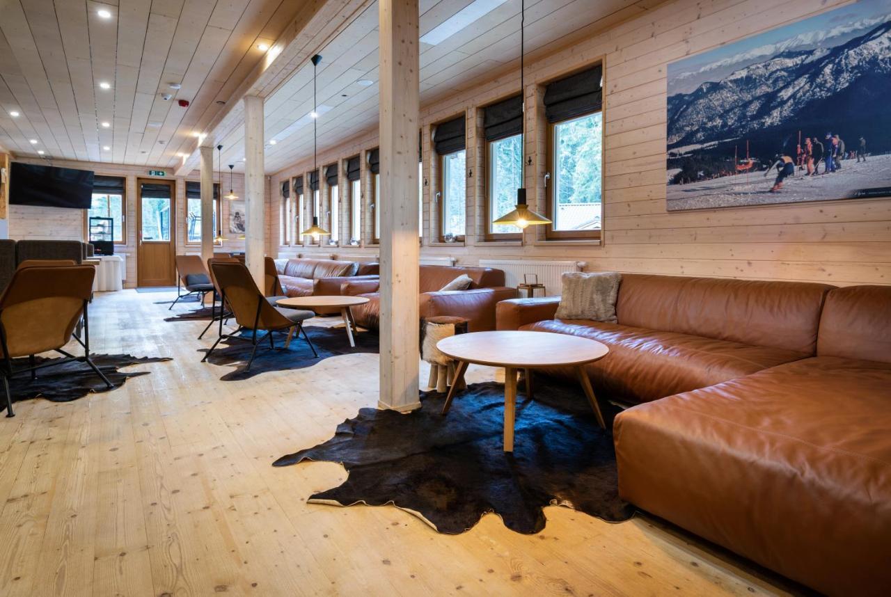 Hotel Bjoernson Jasna & Bjoernson Tree Houses Демановска Долина Екстериор снимка