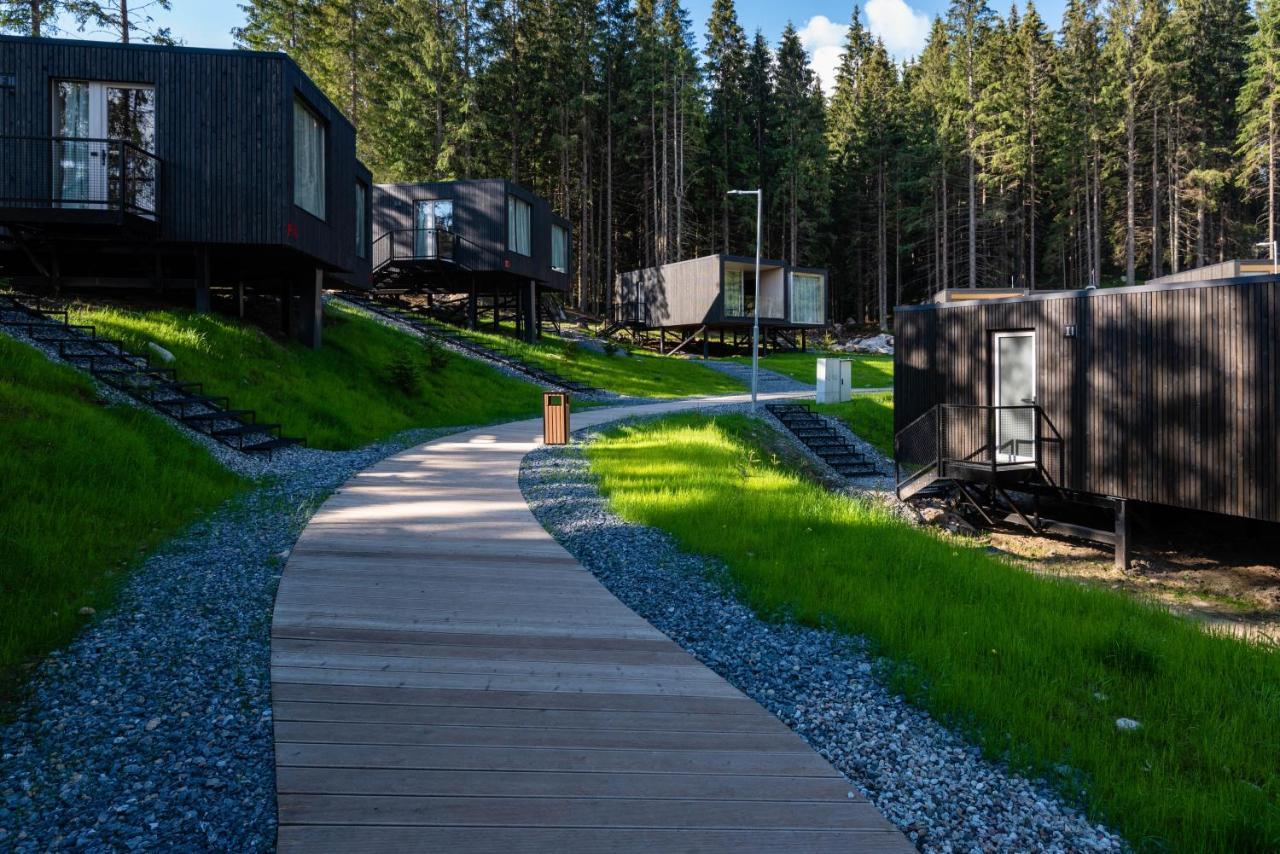 Hotel Bjoernson Jasna & Bjoernson Tree Houses Демановска Долина Екстериор снимка
